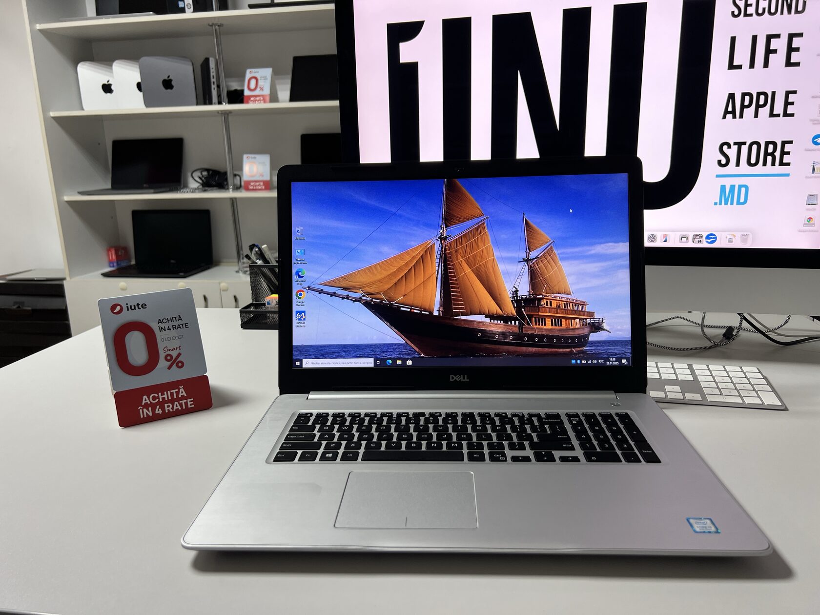 Dell Inspiron 5770/ 17,3" HD+/ i3-8130U/ 8gb DDR4/ 512gb SSD