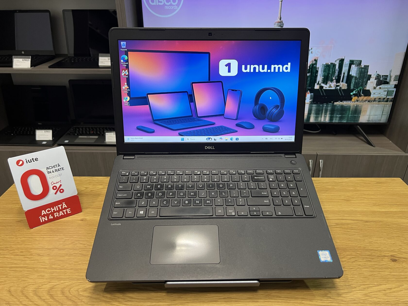 Dell Latitude 3580/ 15,6" HD/ i3-6006U/ 8gb DDR4/ 256gb SSD/ HD 520 Graphics 1gb