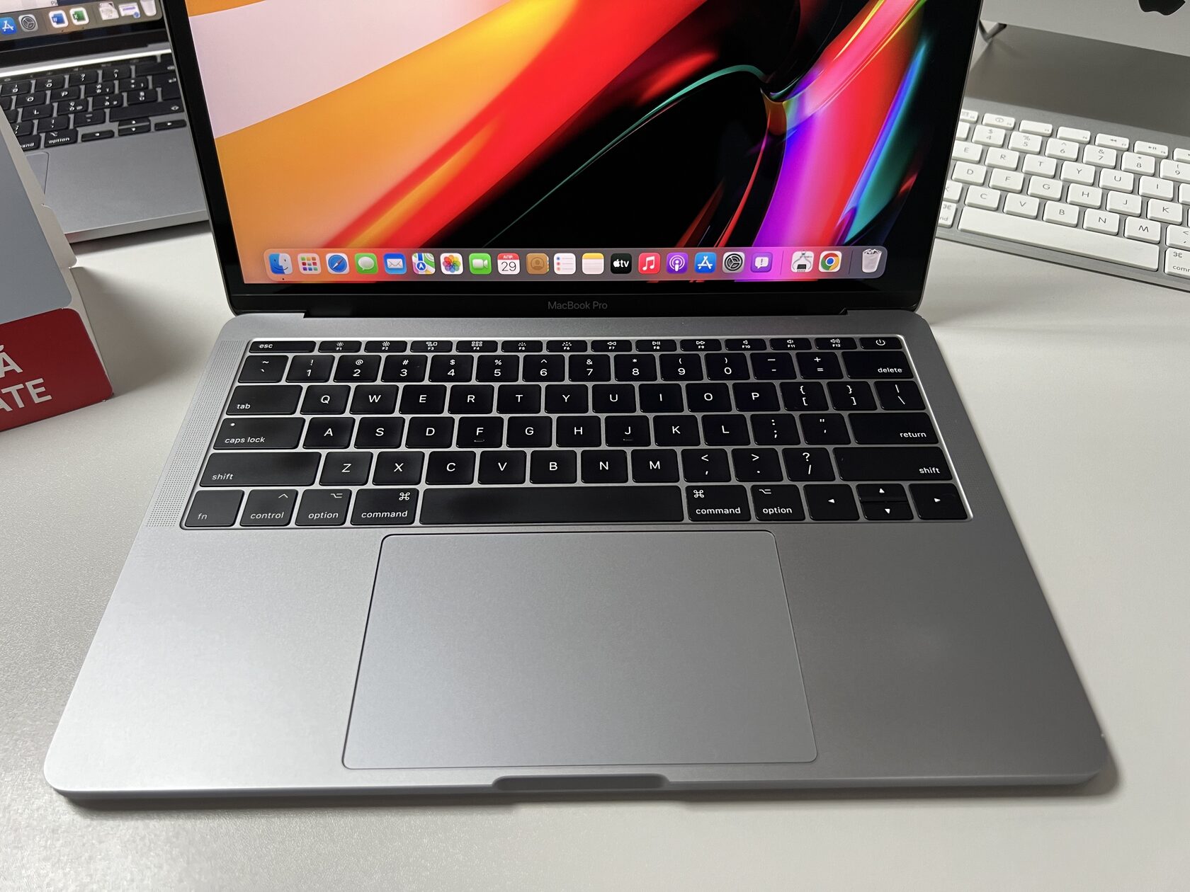 MacBook Pro 13, 2016/ i5 6gen/ 8gb Ram/ 128gb SSD