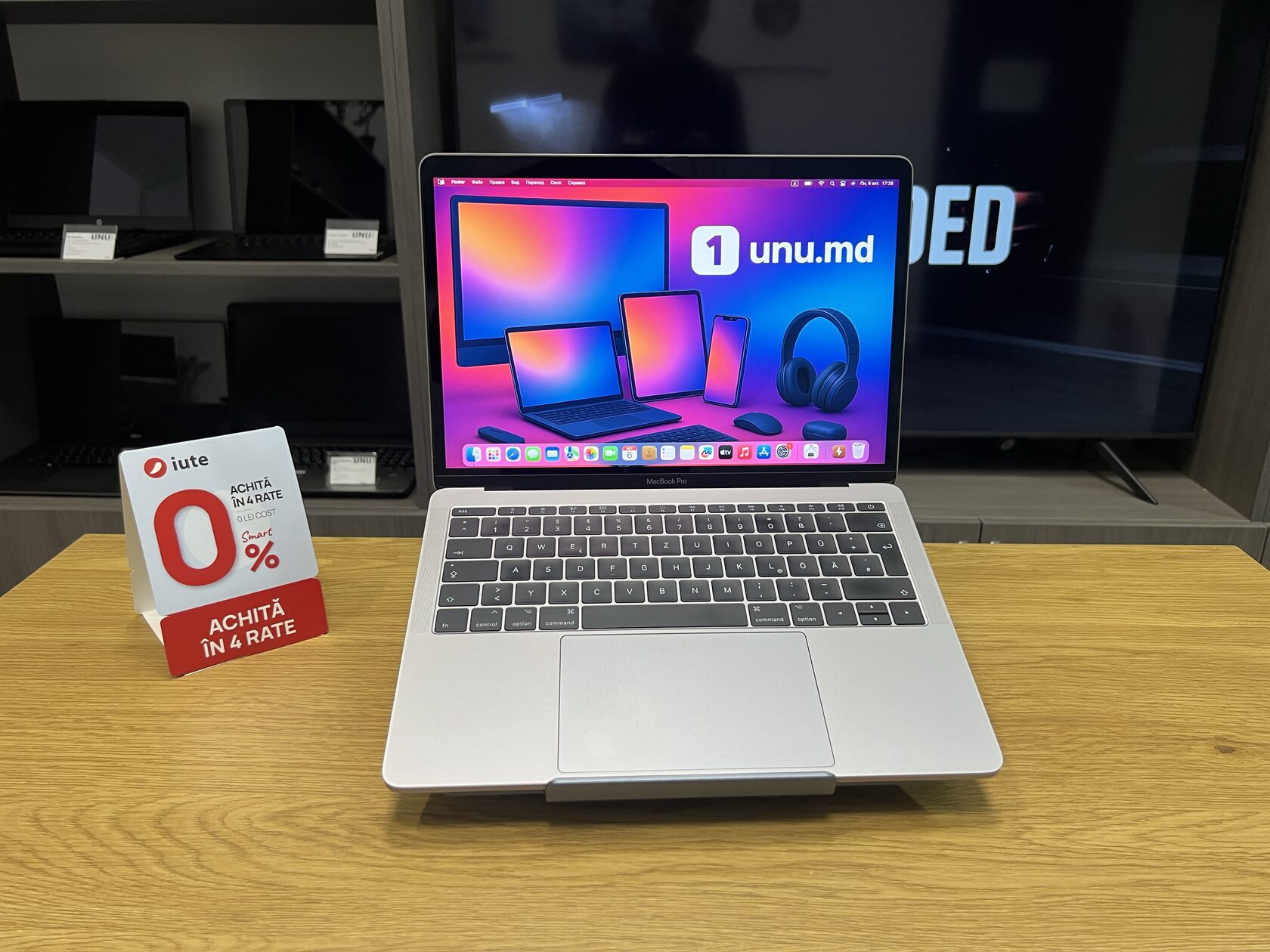 MacBook Pro 13, 2017/ i5 7gen/ 8gb Ram/ 128gb SSD/ 76 cicluri