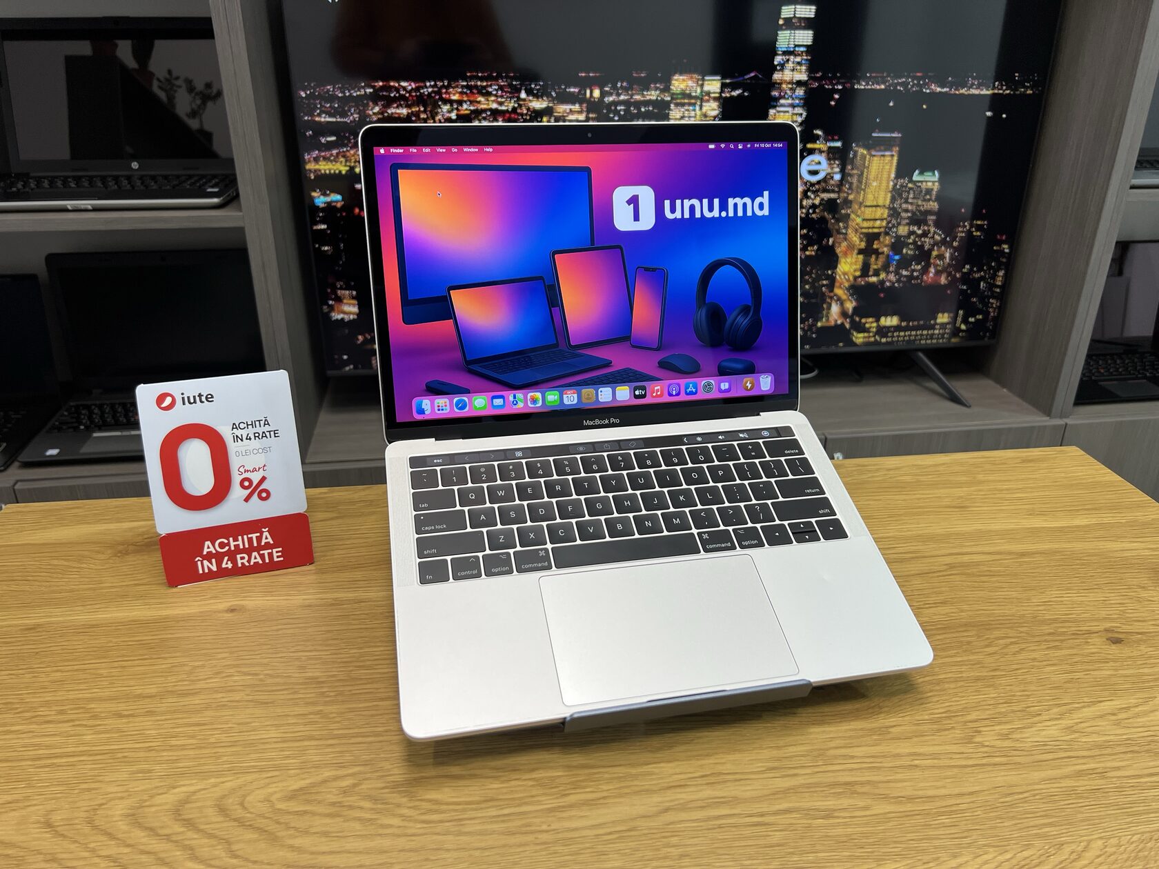 MacBook Pro 13, 2017 Touchbar/ i5 7gen/ 8gb Ram/ 256gb SSD/ 266 cicluri