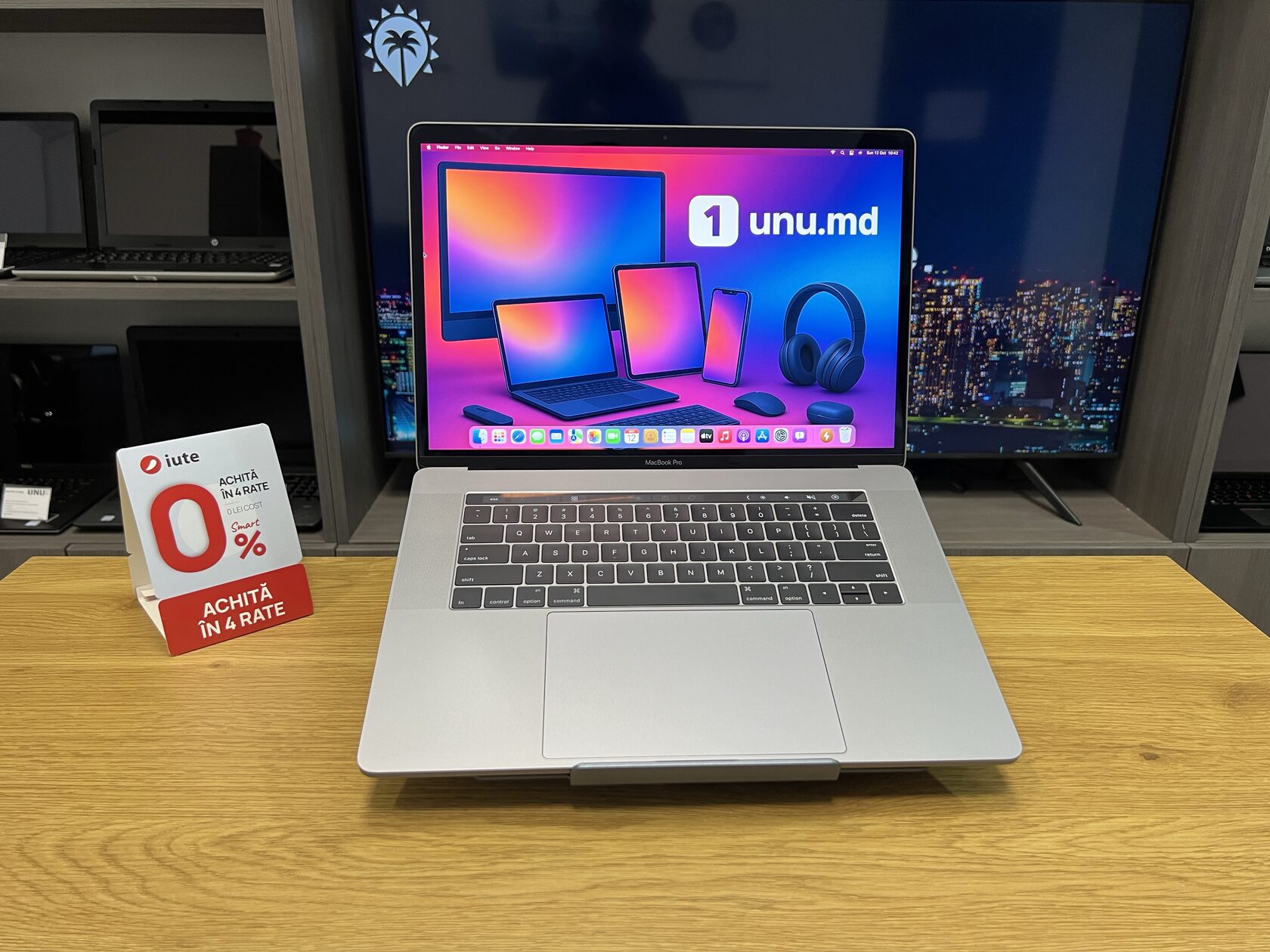 MacBook Pro 15, 2016/ 15,4" Retina/ i7/ 16gb Ram/ 1Tb SSD/ Radeon Pro 460 4gb/ 128 cicluri